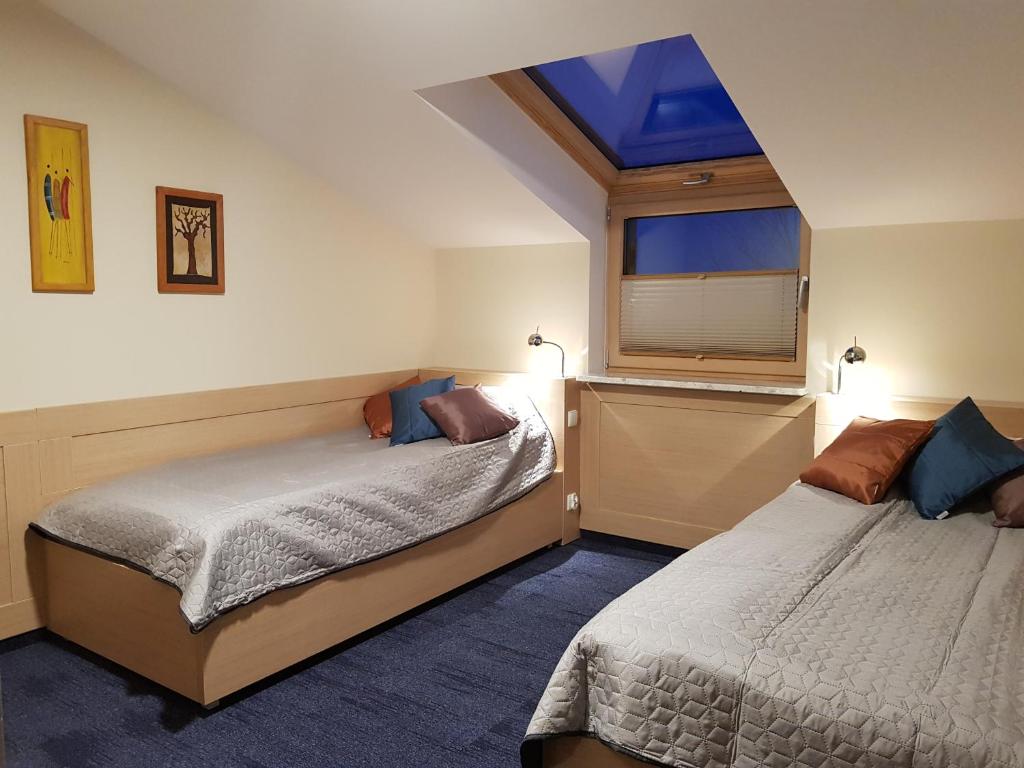 Centrum Misji Afrykańskich - centrum hotelowo-konferencyjne - Habitación Gemela Estándar