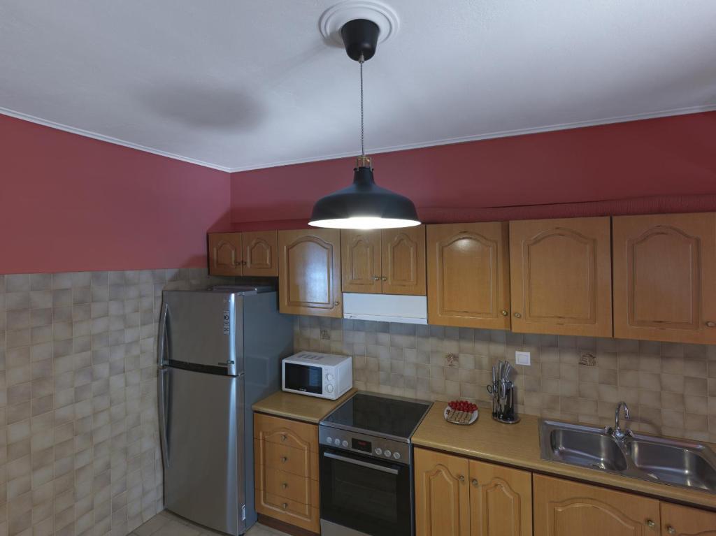 Kuchnia lub aneks kuchenny w obiekcie 2 bedroom apartment close to children's hospital