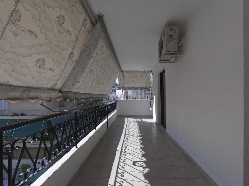 Zdjęcie z galerii obiektu 2 bedroom apartment close to children's hospital w Atenach