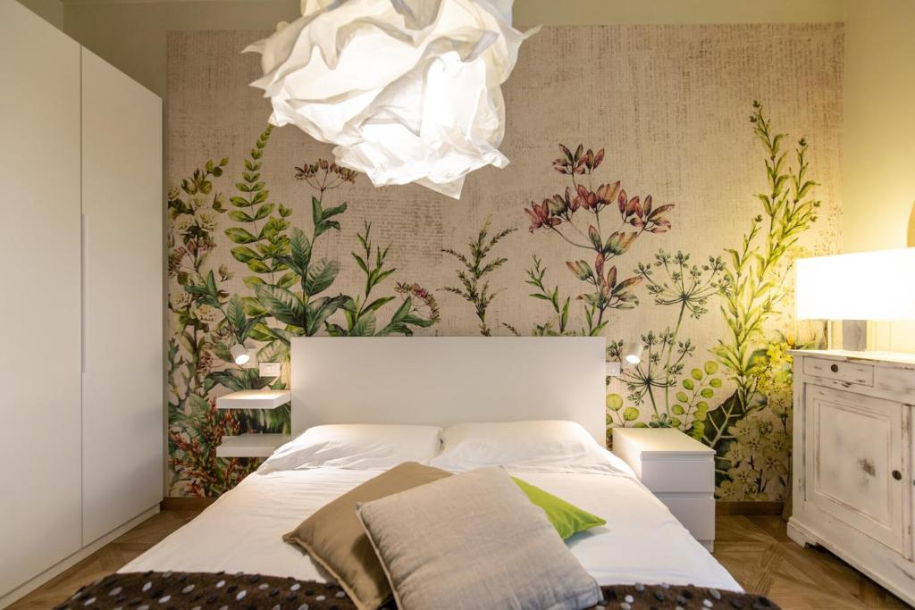 Giulia House
