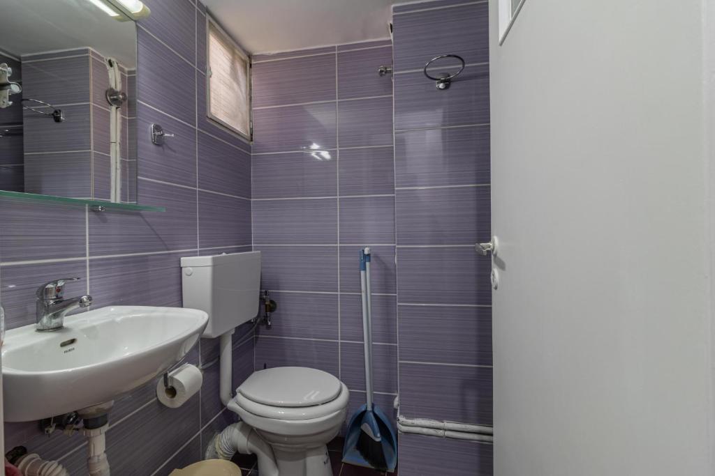 Kúpeľňa v ubytovaní Studio Mélange in Loutraki DT