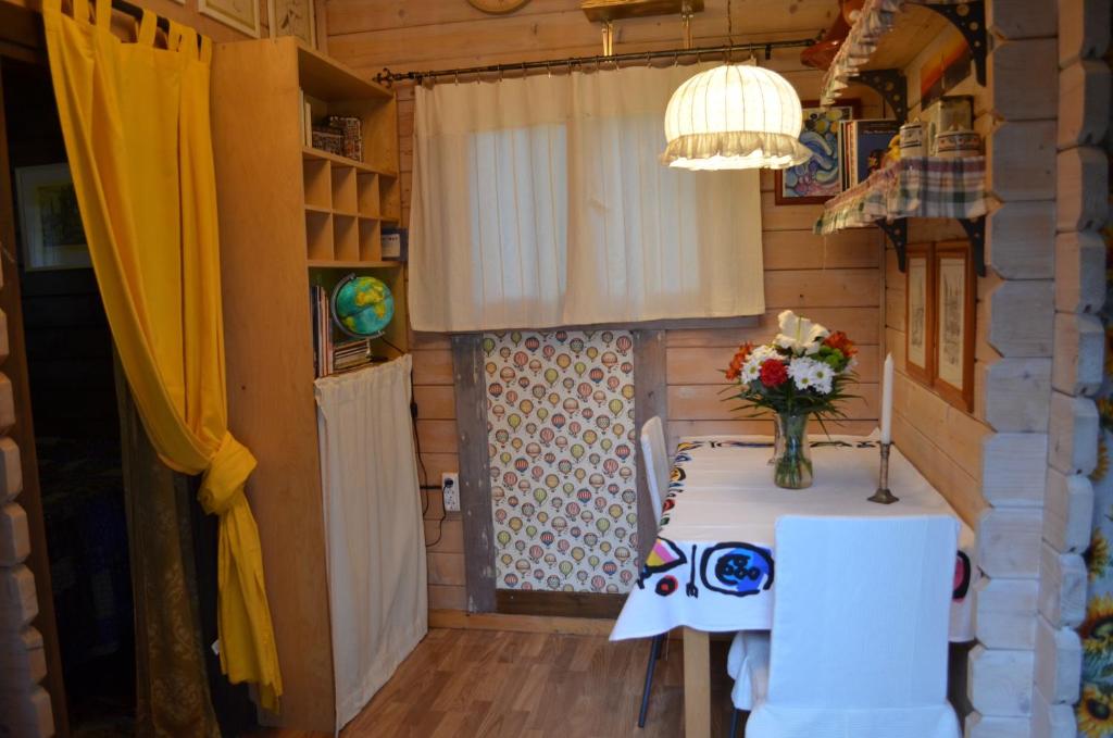 The Fool & The Princess Wooden House 1, Valencia – Updated ...