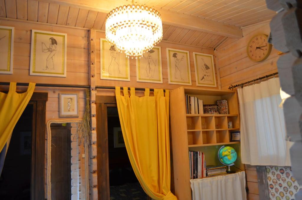 The Fool & The Princess Wooden House 1, Valencia – Updated ...