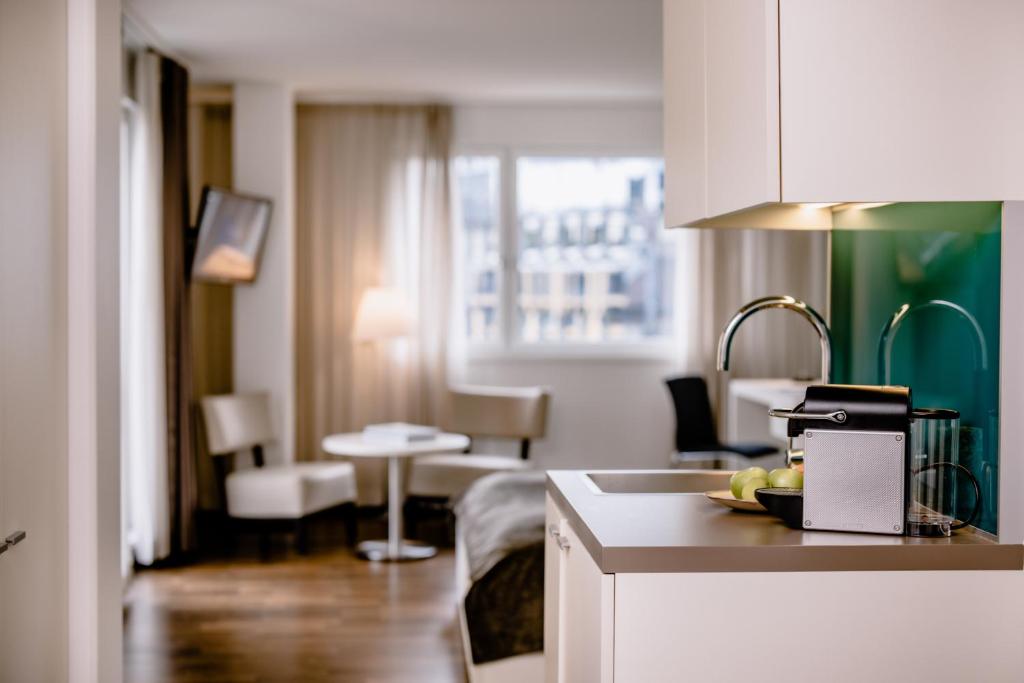THE FLAG Zürich - Executive Single Room (55 In Bed Width)