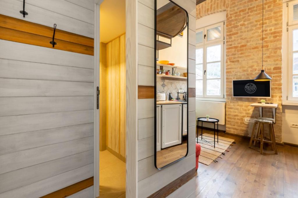 Old Port Riverside Apartments in City Center - Duplex Studio