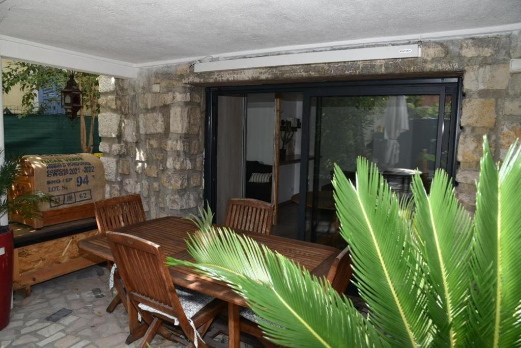Zdjęcie z galerii obiektu Rez de chaussée de Villa Marseille 9ème w Marsylii