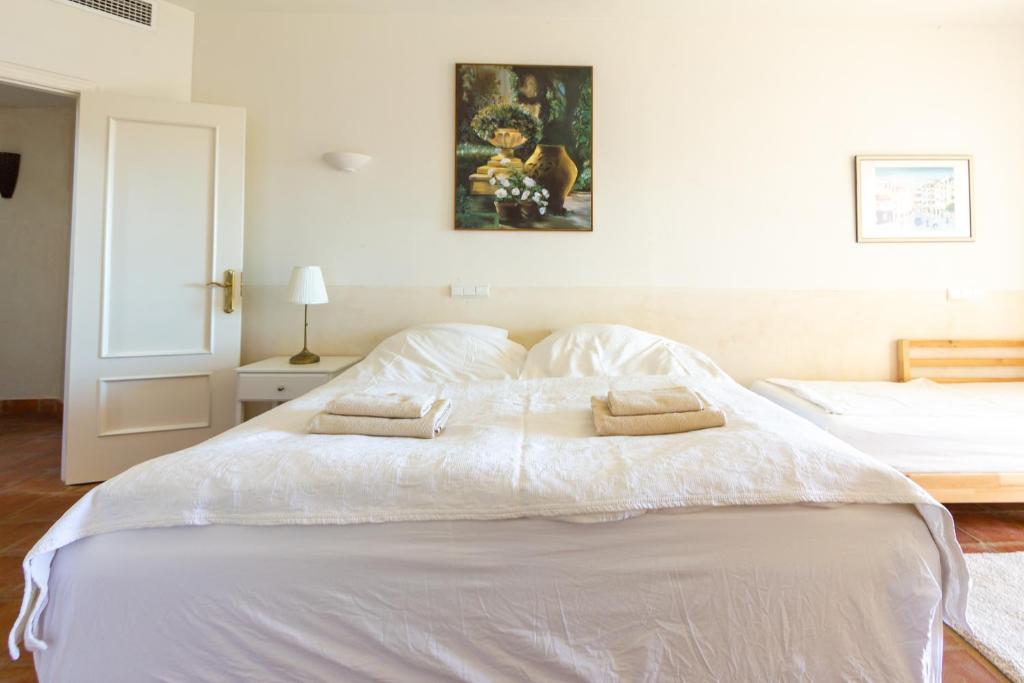 Fotografia z galérie ubytovania 55-Cosy Villa with private Pool in Miraflores, Mijas v destinácii Málaga