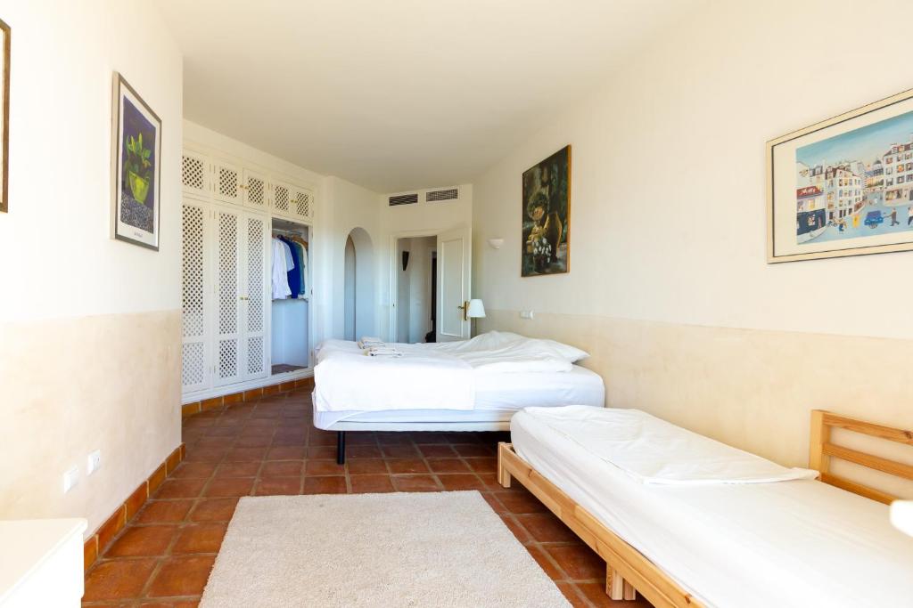 Fotografia z galérie ubytovania 55-Cosy Villa with private Pool in Miraflores, Mijas v destinácii Málaga