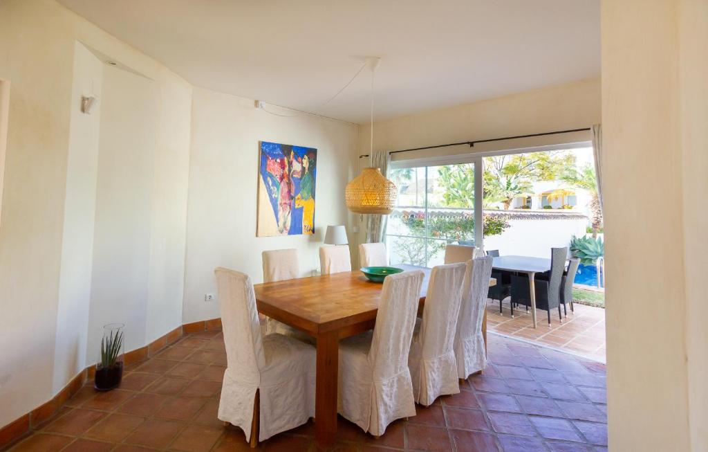 Fotografia z galérie ubytovania 55-Cosy Villa with private Pool in Miraflores, Mijas v destinácii Málaga