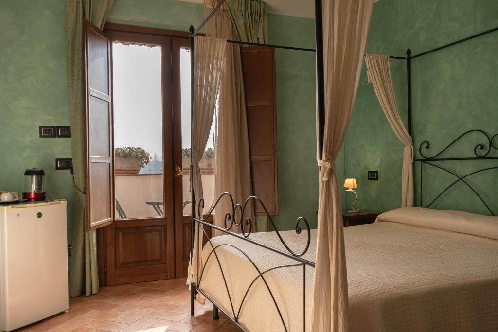 B&B Villa Barbarossa - Double Room With Balcony