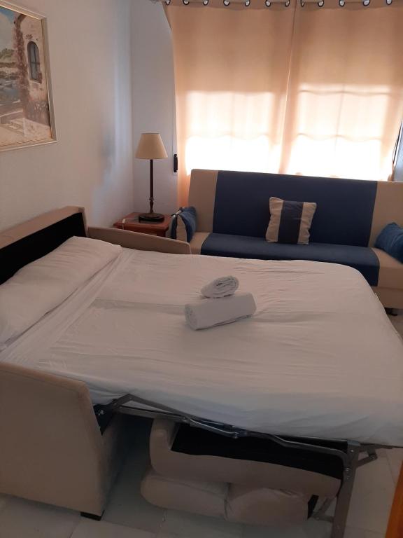 Zdjęcie z galerii obiektu Carihuela Residencial Rosario Sun & Beach w mieście Torremolinos