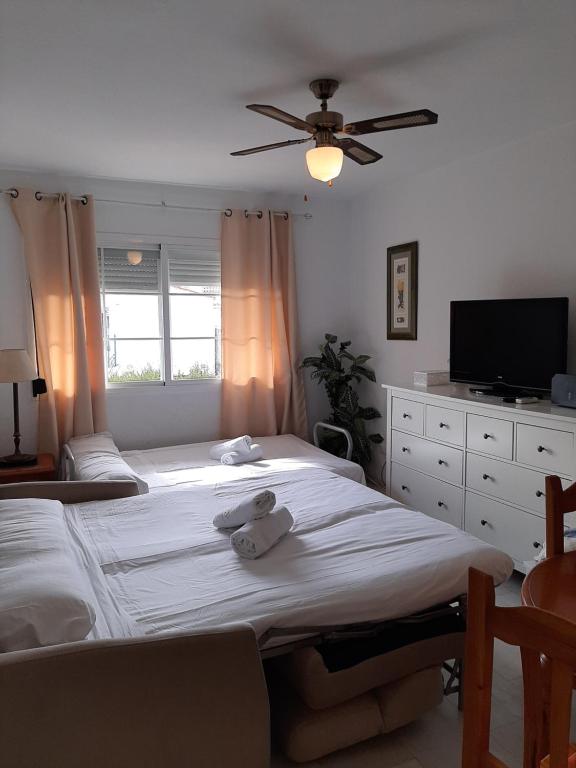 Zdjęcie z galerii obiektu Carihuela Residencial Rosario Sun & Beach w mieście Torremolinos