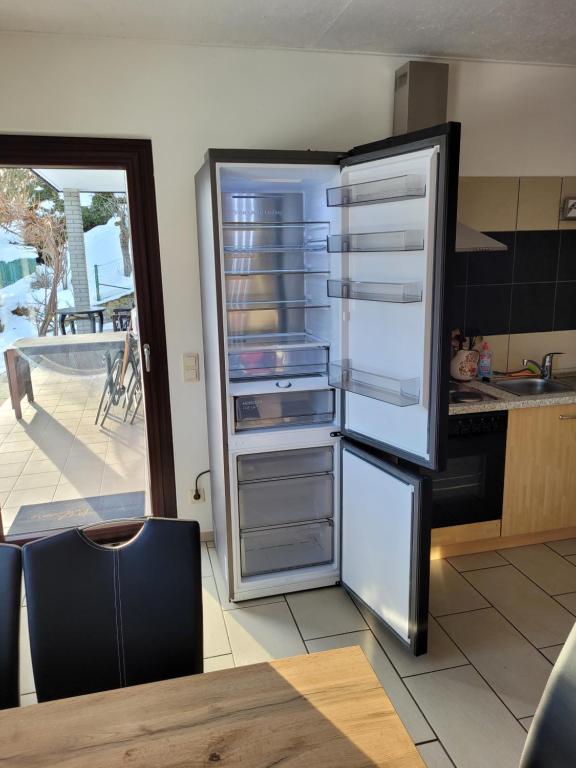 Kuchyň nebo kuchyňský kout v ubytování Ferienwohnung am Dabor