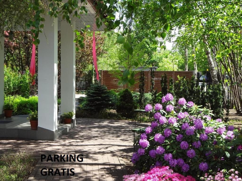 Hotel Flora - Resim 10