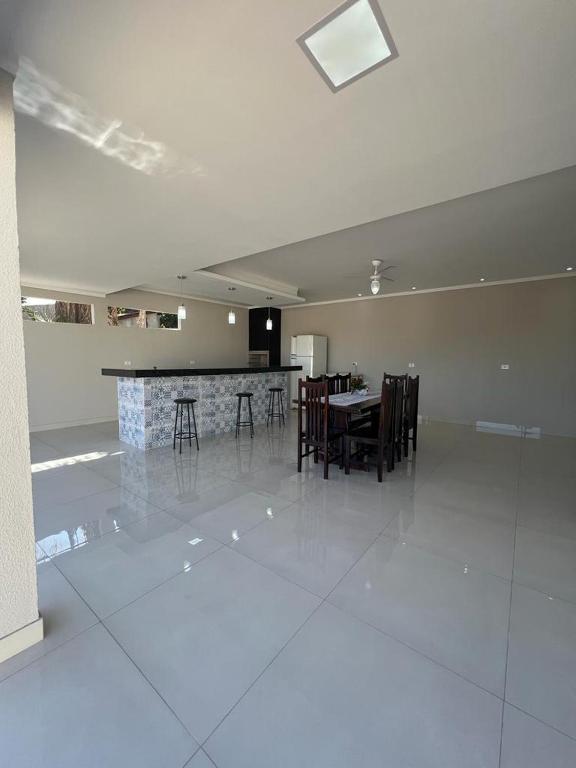 CASA DE FÉRIAS - Four-Bedroom House
