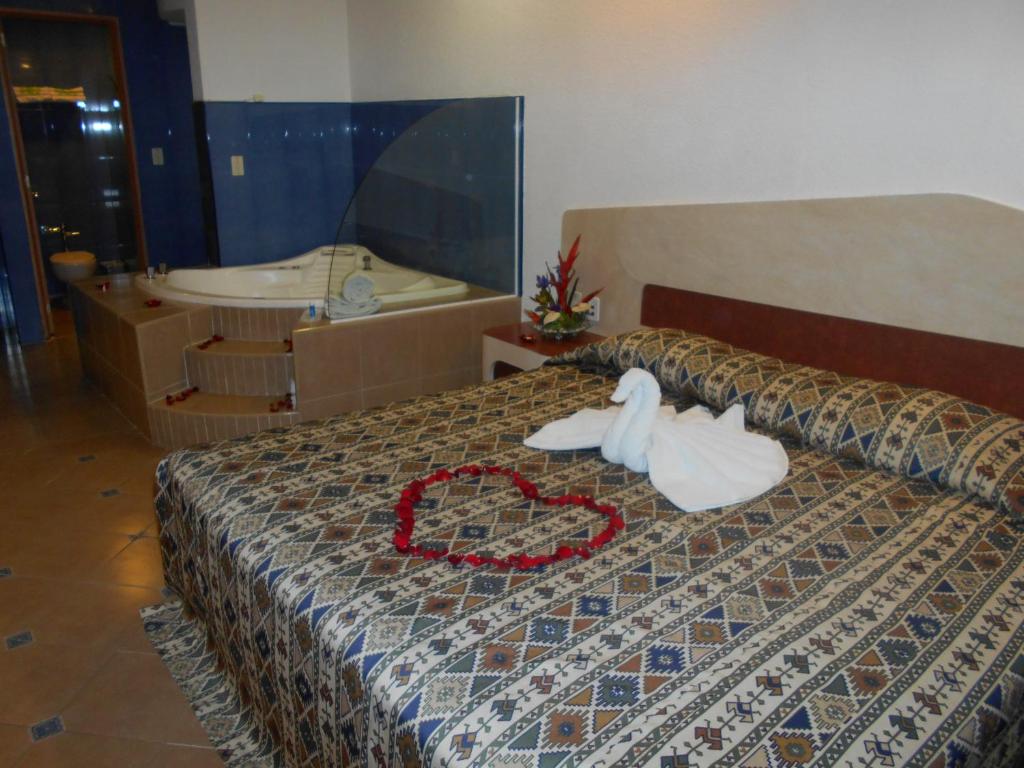 GS Cuernavaca Drive Inn - Adults Only - King Room Mit Spa -Bad