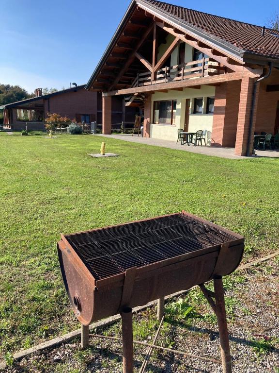 Vonkajšia záhrada v ubytovaní Agriturismo Altana Del Motto Rosso