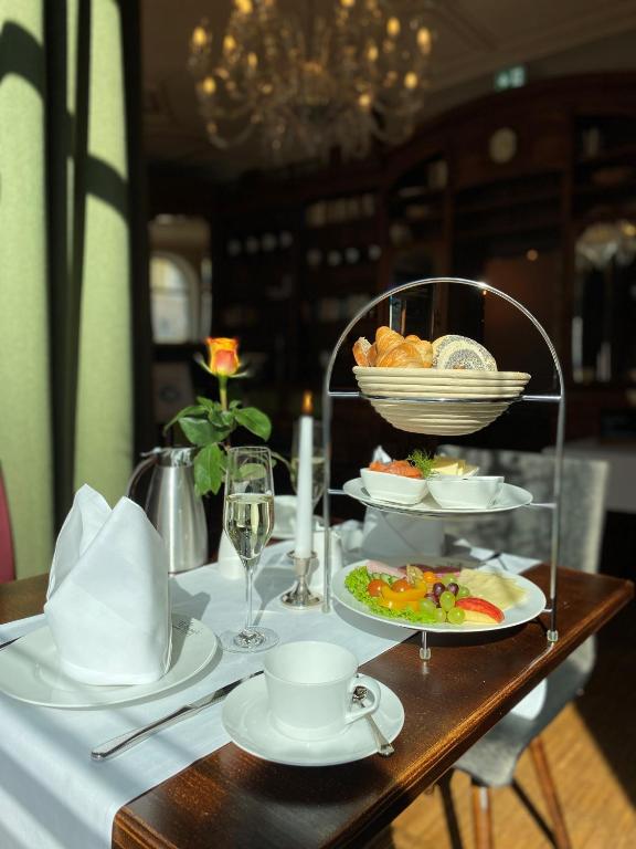 MOMENTS Boutique Hotel - 5