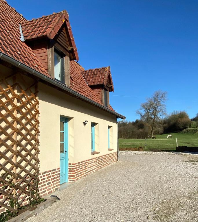 Budova, v ktorej sa dovolenkový dom nachádza