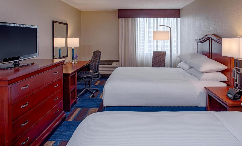 Wyndham New Orleans French Quarter - Deluxe Double Room With Two Double Beds