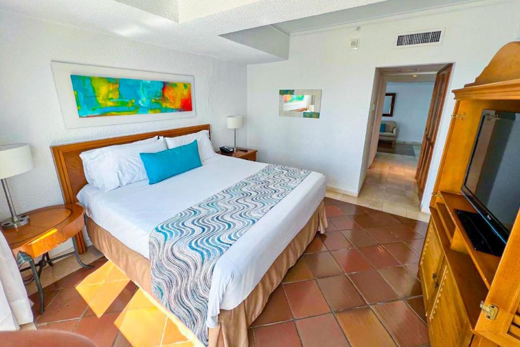 Postel nebo postele na pokoji v ubytování Hotel Almirante Cartagena Colombia