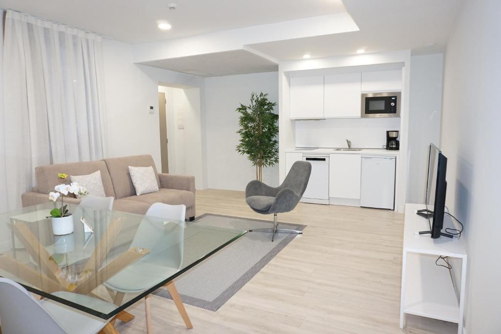 Kuchyň nebo kuchyňský kout v ubytování Inés Luna Suites