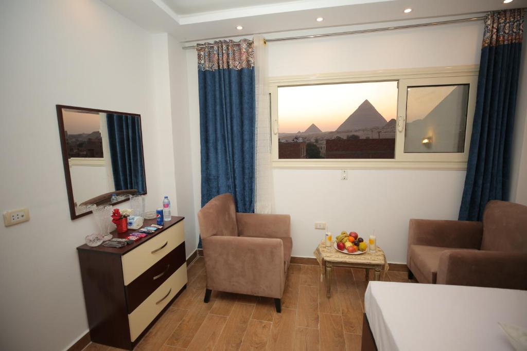 the lotus pyramids view - Triple Habitación Con Pirámides Vista