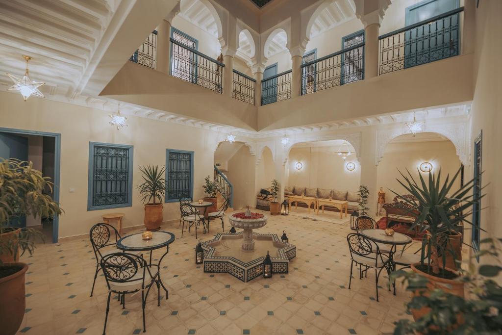 Posezení v ubytování Riad l'Esprit des Patios & Spa