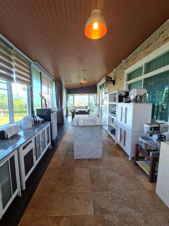 Kuchyň nebo kuchyňský kout v ubytování Chill House