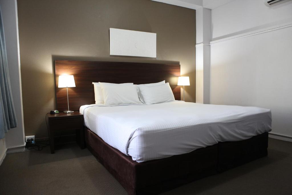 The Cavenagh - Resim 9