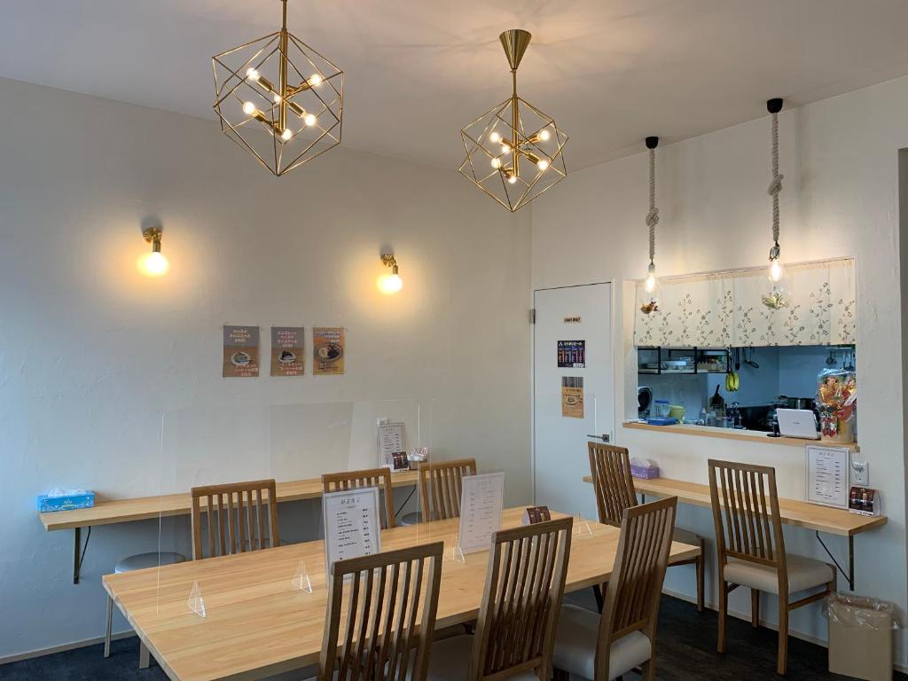 Restoran atau tempat lain untuk makan di Oninosanpomichi