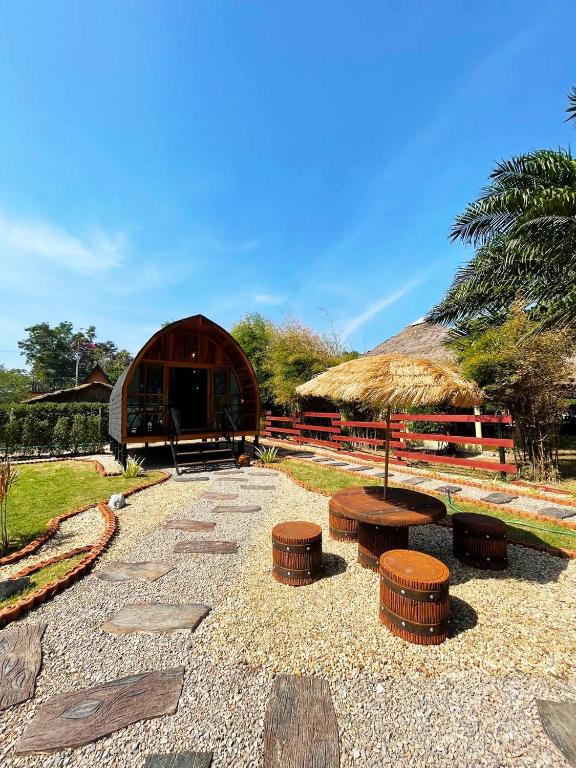 Mumsa Beach Resort & Restaurant - Bungalow - Waterkant