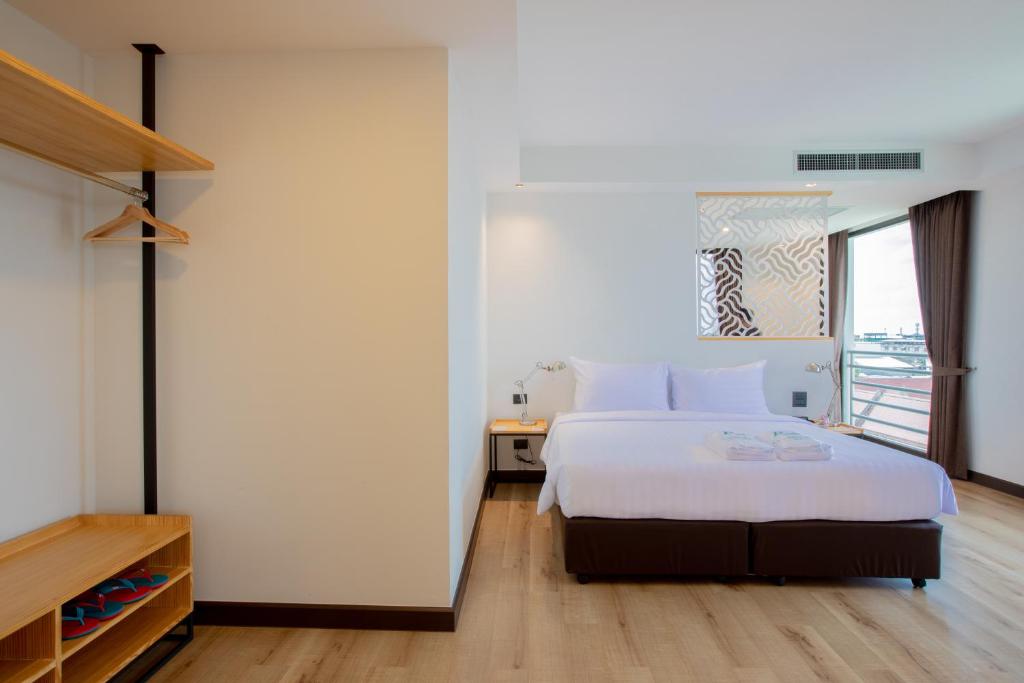 The Royal River Hotel - Business Suite Room