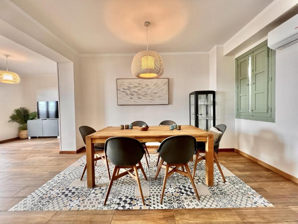 Posedenie v ubytovaní Downtown apartment by United renters