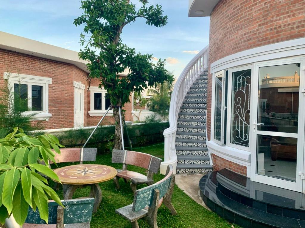 Zahrada ubytování Hoa Tien Paradise Villa