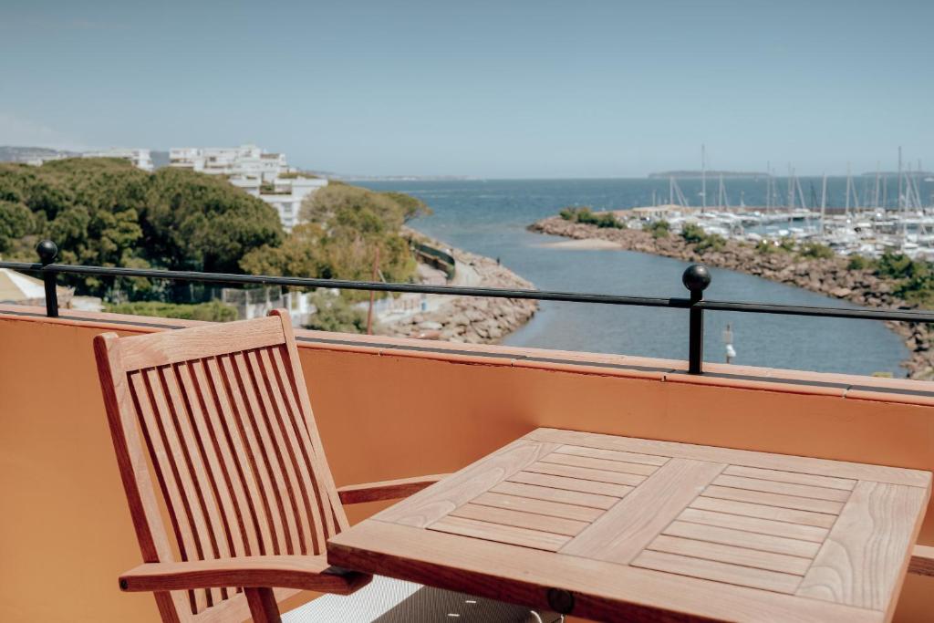 Ermitage de l'Oasis & Spa - Cannes Mandelieu - Deluxe Double Room With Balcony And Sea View