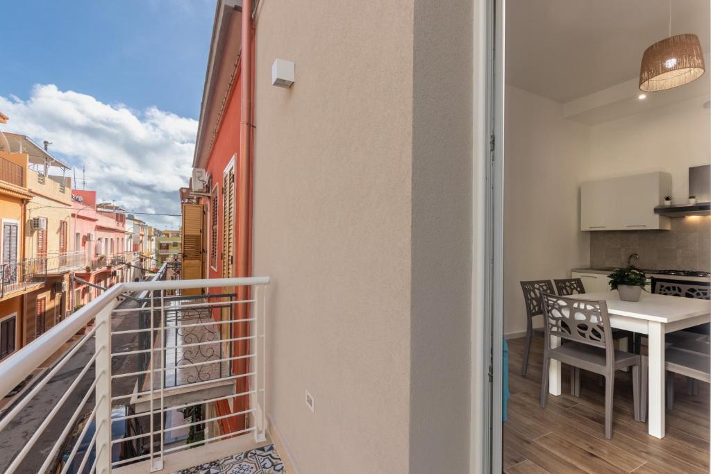 Kuchnia lub aneks kuchenny w obiekcie Trisina Rooms