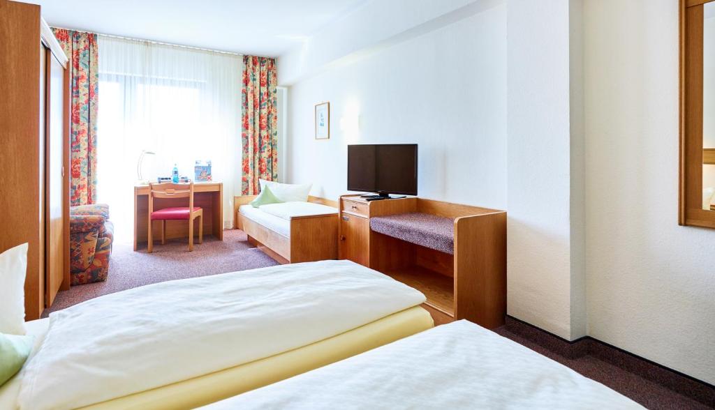 Hotel Merian Rothenburg - Driepersoonskamer
