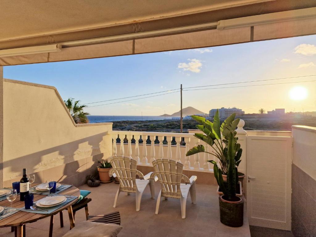 MEDANO4YOU Allwaves Holiday Home