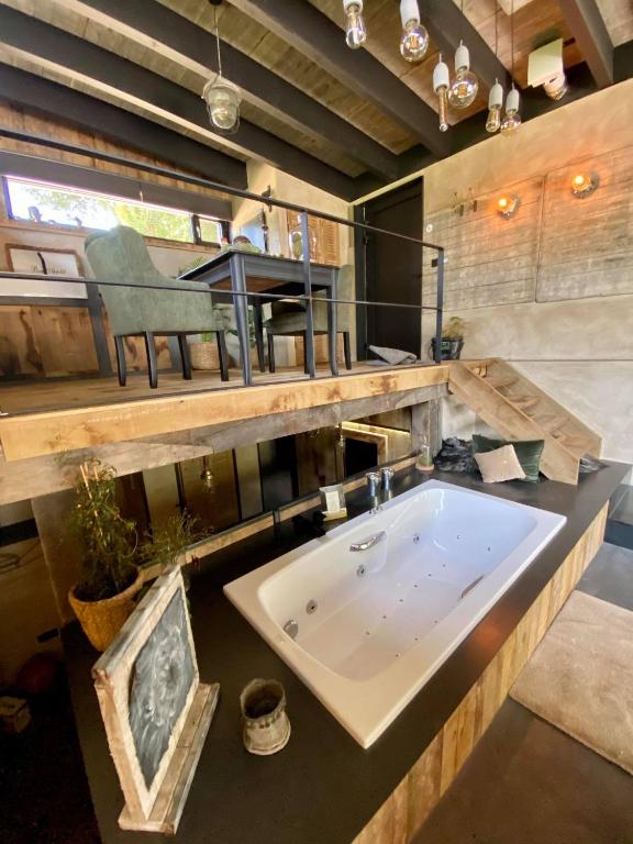Fotografie z fotogalerie ubytování Le Loft ATELIER v destinaci Fauvillers