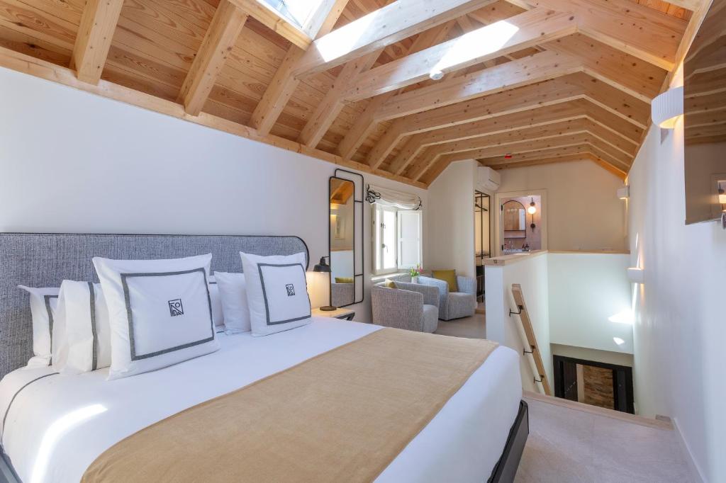 
Superior Deluxe Double or Twin Room 
