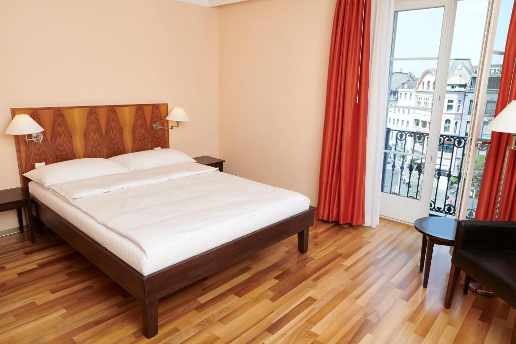 Hotel Schweizerhof Basel - Resim 38