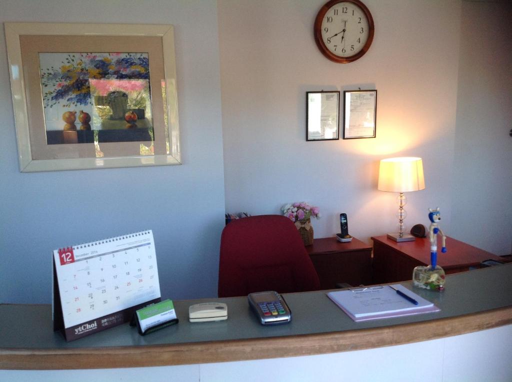 Cascades Motor Lodge - Resim 30