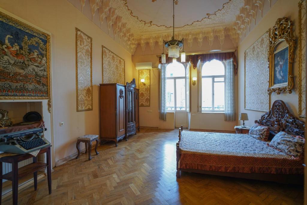 Llit o llits en una habitació de Leon Rooms