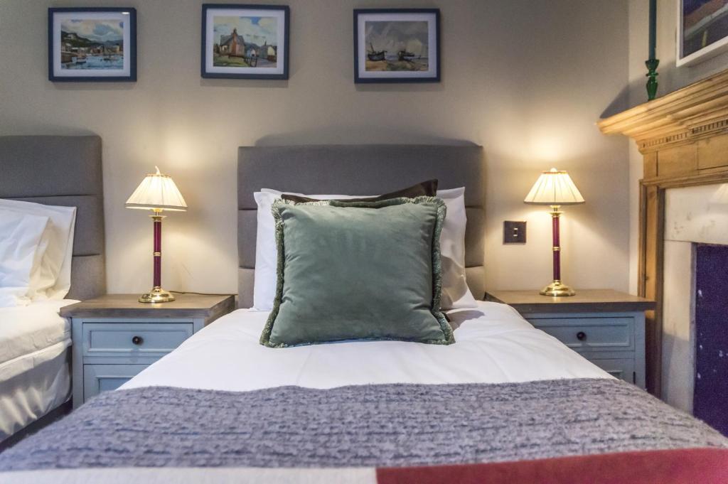 Top Joes Townhouse - Twin Room With Private Bathroom