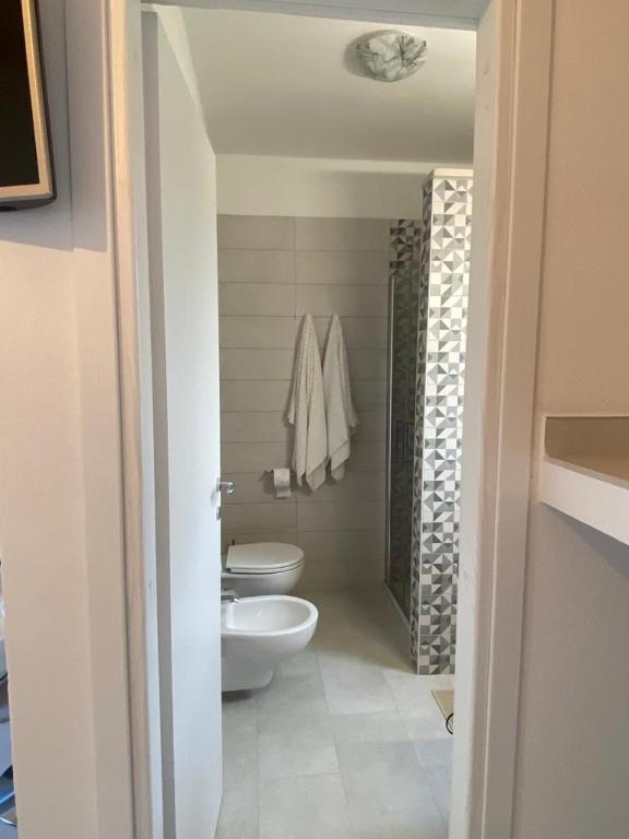 A bathroom at Monolocale V.M 0.23