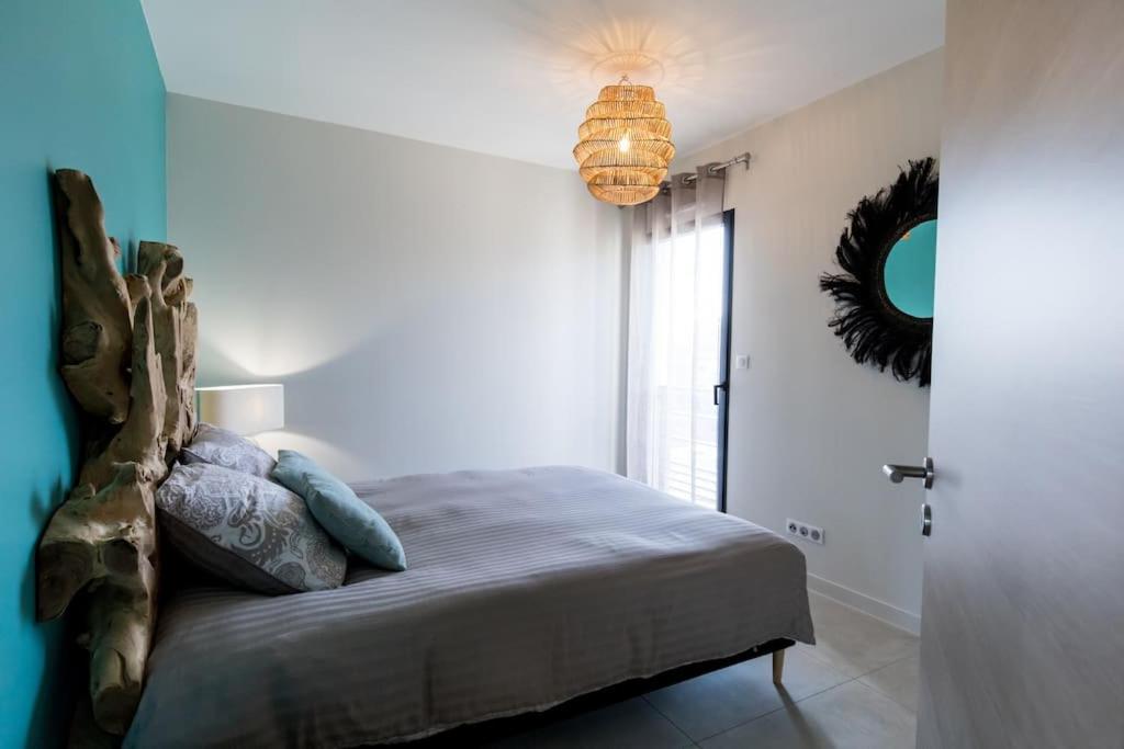 Posteľ alebo postele v izbe v ubytovaní Stanatura Appt 2 chambres vue panoramique #INDENO