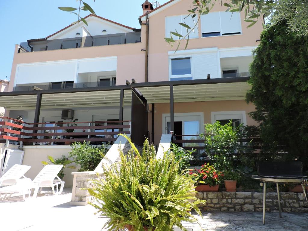 Budova, kde se apartmán nachází