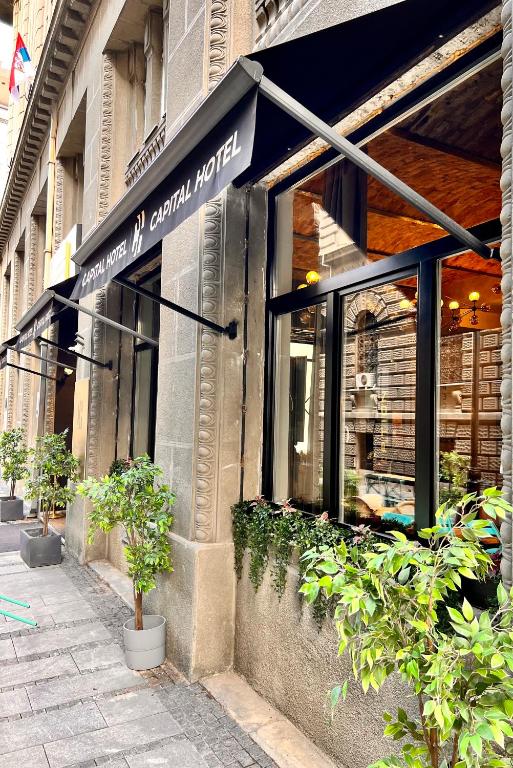 Capital Hotel Garni - Resim 8