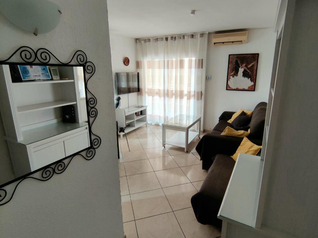 TV a/nebo společenská místnost v ubytování Minerva 1-Bedroom close to the beach park etc